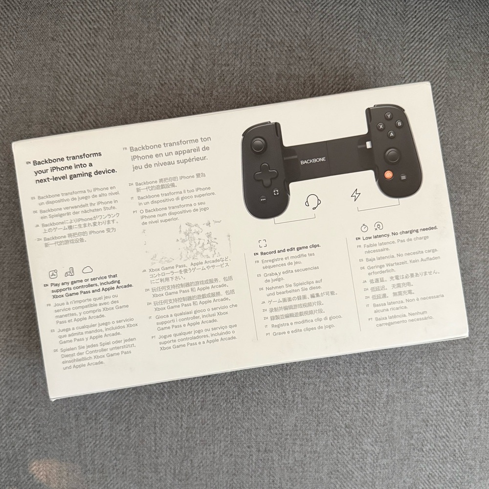 Backbone One (Lightning) Mobile Gaming Controller for iPhone in Black - Picture 3 of 7